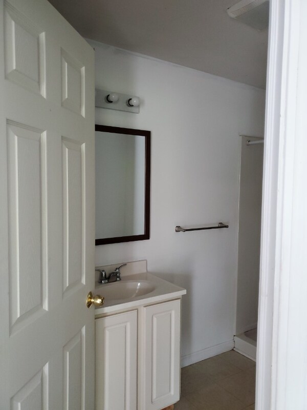 Photo - 9 Mechanic St