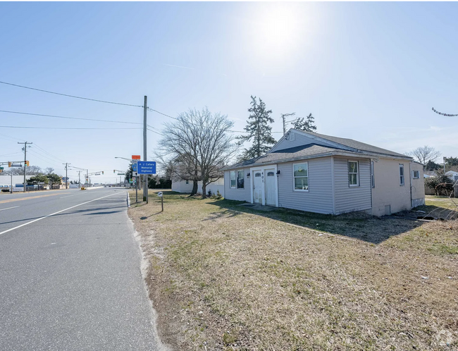 Building Photo - 401 N Wildwood Blvd Rental