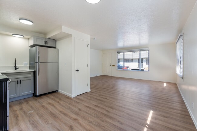 Renovated 2BR in Milwaukie - Renovated 2BR in Milwaukie Apartamento Unidad 2507 SE Monroe St