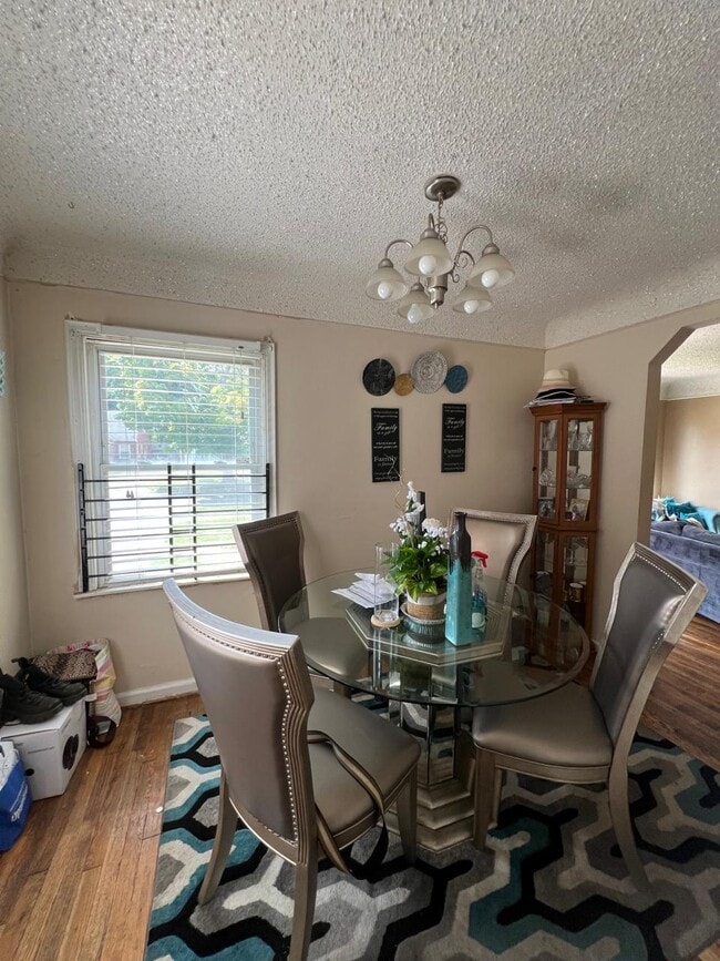 Photo - 16604 Winthrop St