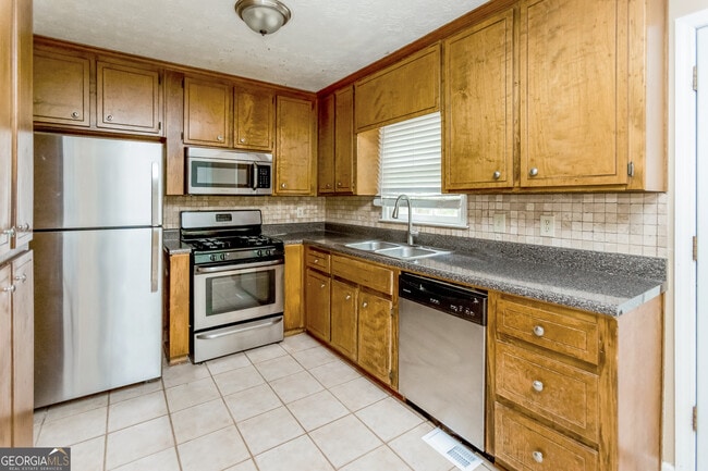 Photo - 5851 Taylor Creek Dr