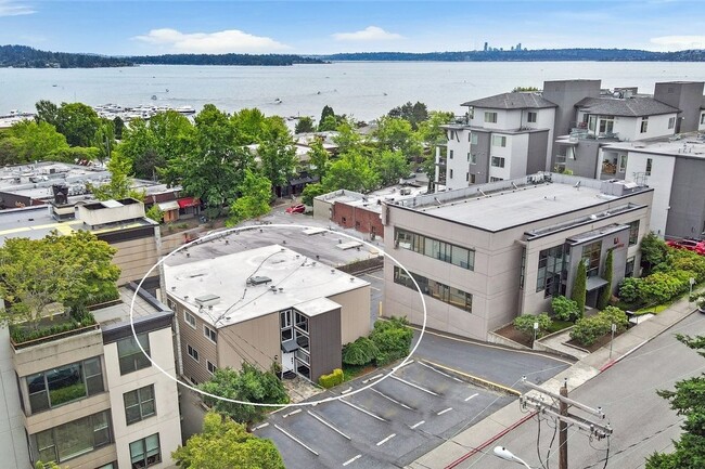 2bd/1ba Kirkland Condo - 2bd/1ba Kirkland Condo Unit 200