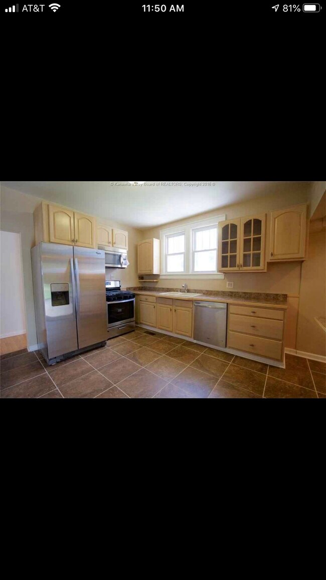 813 West Ave Rental For Rent in Charleston, WV