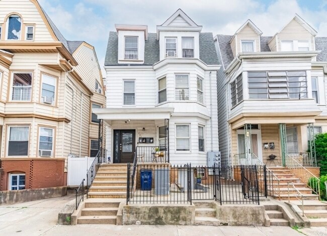 Photo - 261 Ridge St Unidad #1