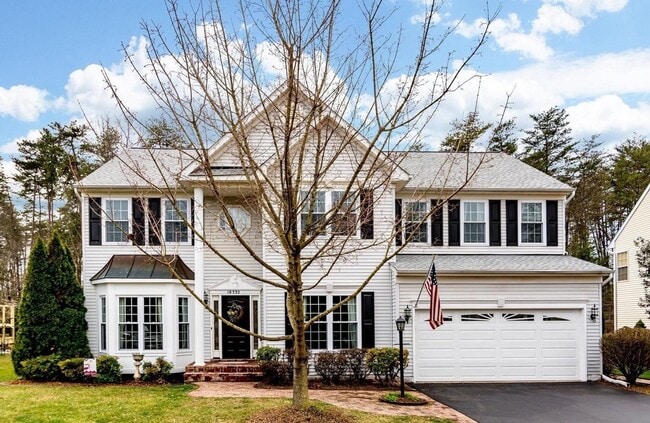 Building Photo - Gorgeous 4,000sqft  5-bed 3.5-bath Home near Chantilly Economic corridor