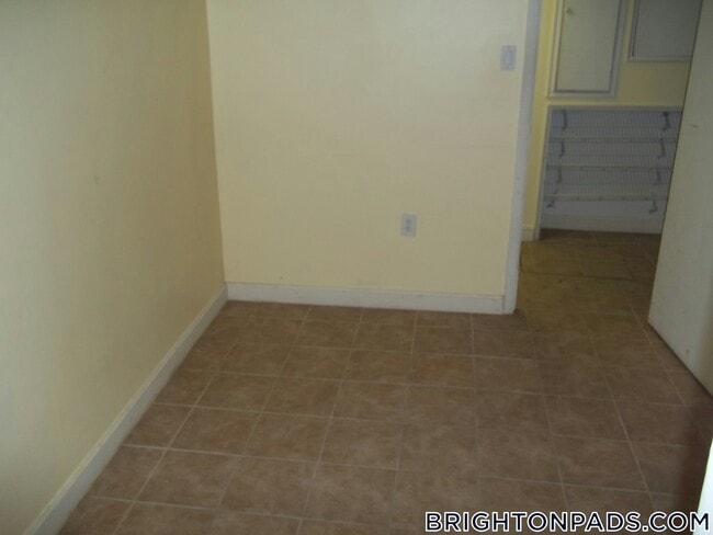 Photo - 191 Kenrick St