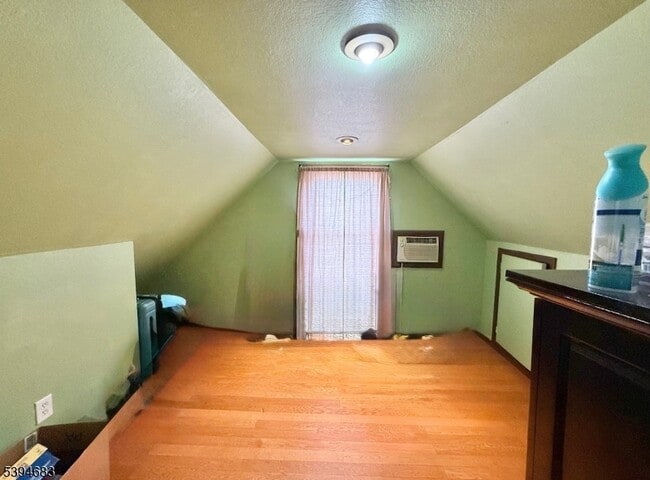 Photo - 140 Liberty St