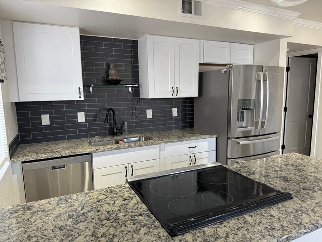 Photo - 17074 E Tennessee Dr Unit 103