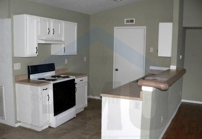 Photo - AVAILABLE NOW!!! Very Nice 3 Bedroom Dalla...
