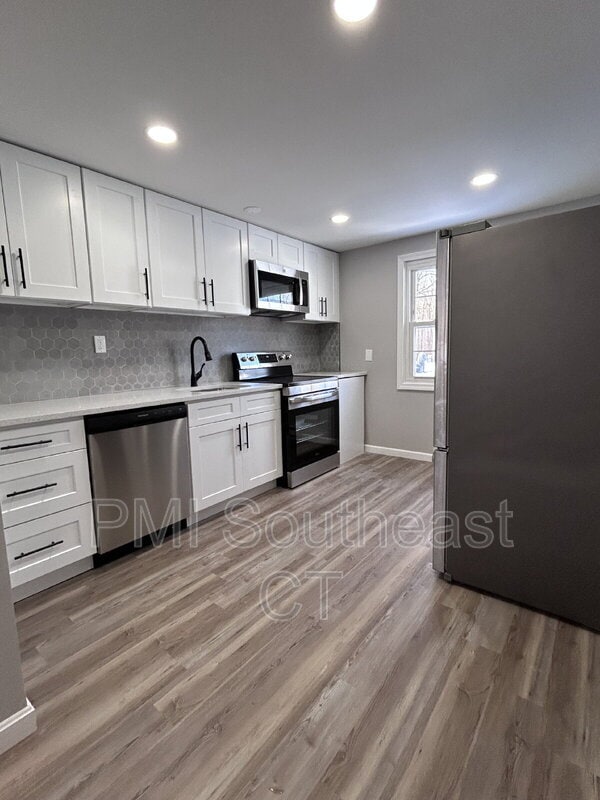 Photo - 120 Gallup Hill Rd Unit APT 3C