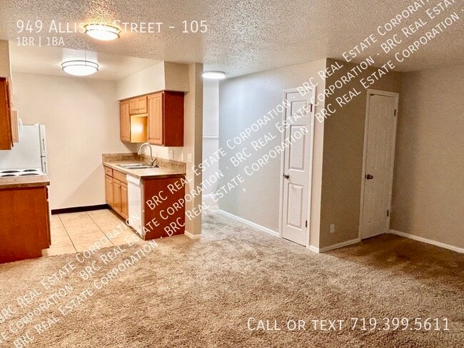 Photo - 949 Allison St Unit 105