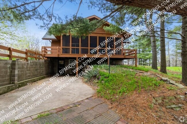 Building Photo - 1113 193rd St Rental