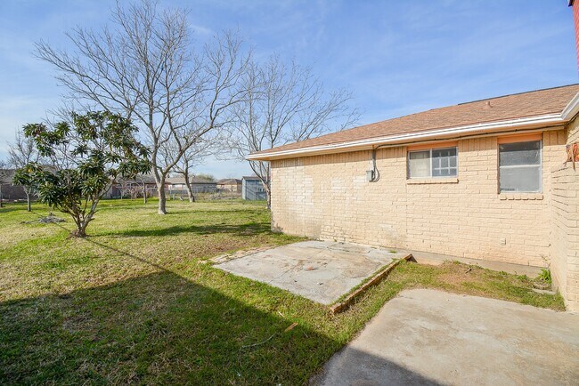4906 E Orem Dr