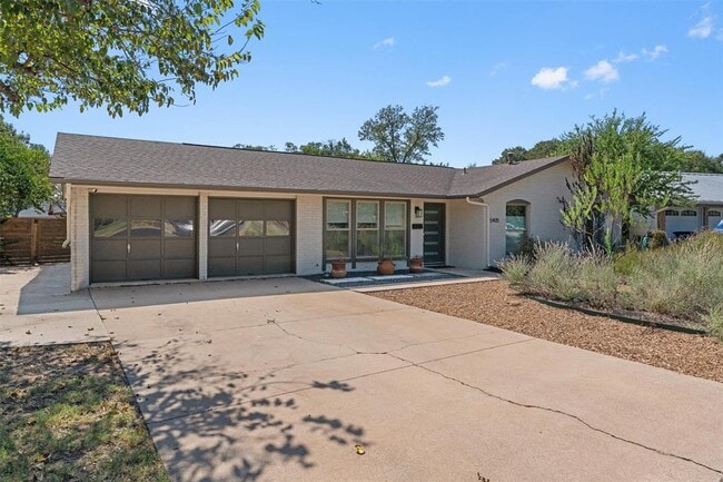 Photo - 5405 Fairmont Cir