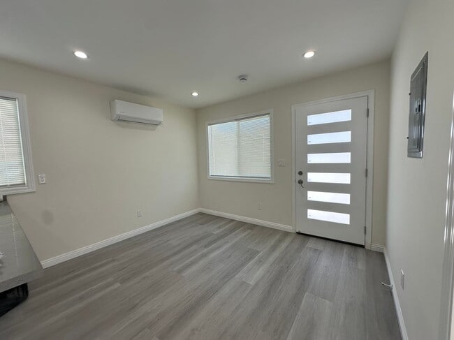 Photo - 8153 San Juan Ave