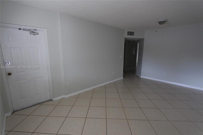 Building Photo - 22931 SW 88th Pl Unit 105