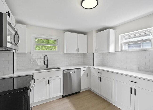 Photo - 308 S Highland Ave