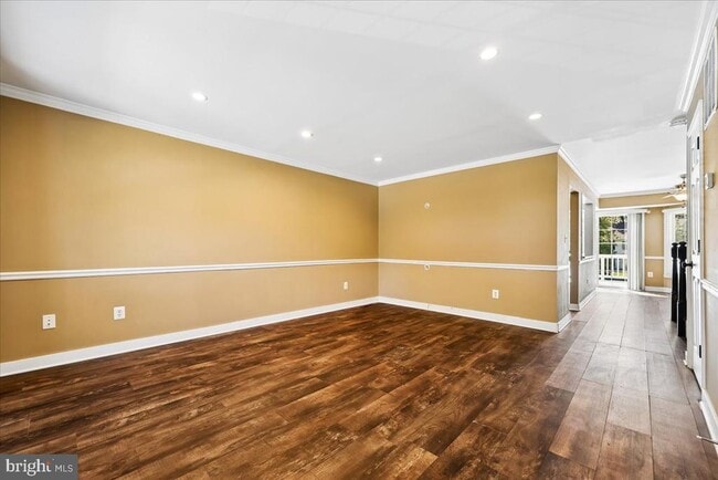 Photo - 6630 Commodore Ct