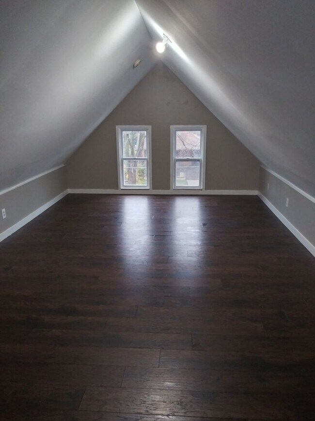 Photo - 769 Meigs St Apartment Unit 002