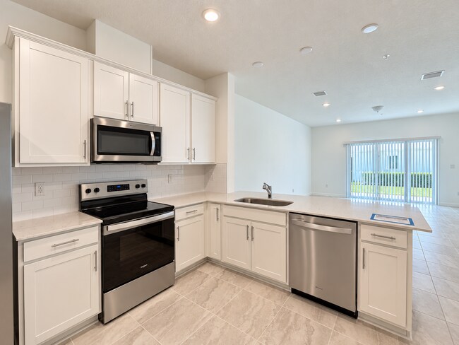 Photo - Harbor Square townhome home