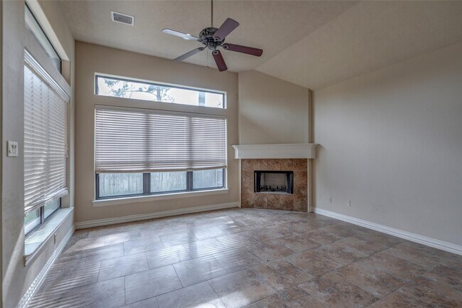 Photo - 14333 S Summerchase Cir