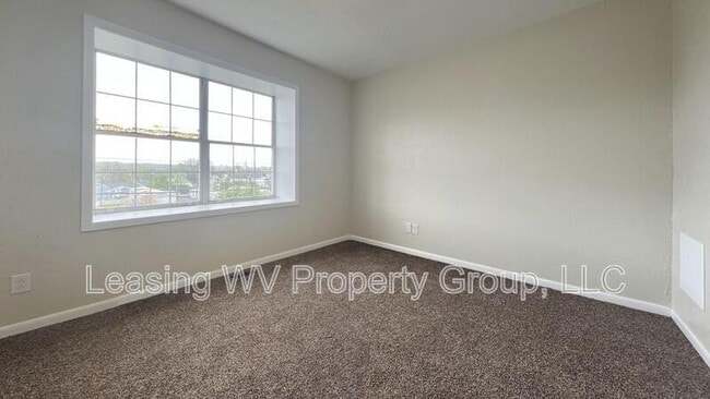 Photo - 139 Clayton Ave