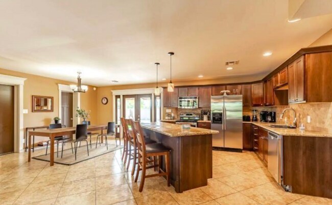 Photo - 1321 E La Jolla Dr