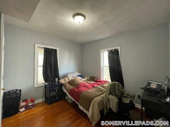 Photo - 48 Derby St Unit 1