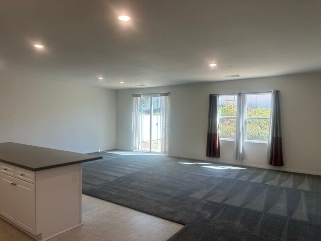 Photo - 4 Bed/2Bath, Solar Single-Story Home in Hidden Hills, Menifee