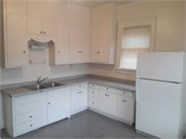 Photo - 3225 W McKinley Blvd Unidad 3227A