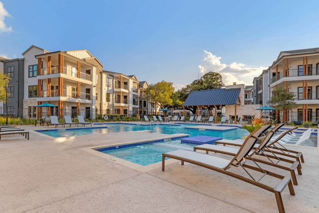 East Vue Ranch Apartments