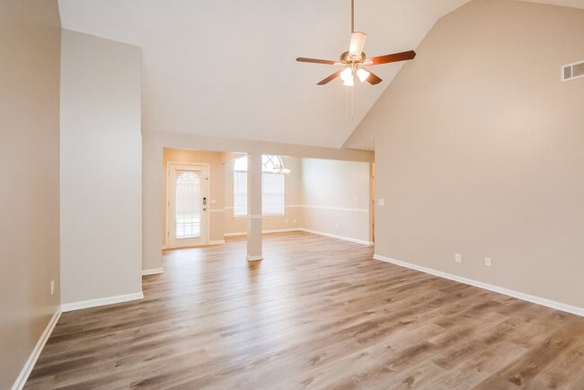 10662 Village Landing