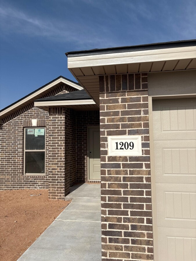 Photo - 1209 Cottonwood Ave