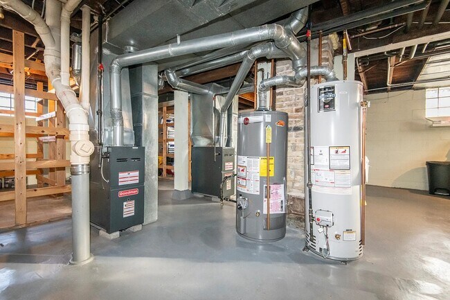 Photo - 2615 N Wauwatosa Ave