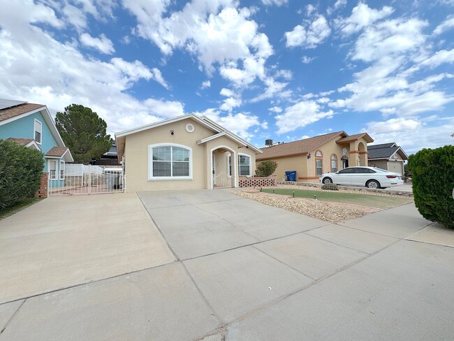Photo - East El Paso 3 bed Refrig A/C