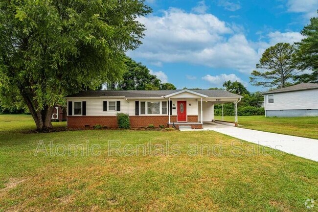 Building Photo - 815 Julianne Dr Rental