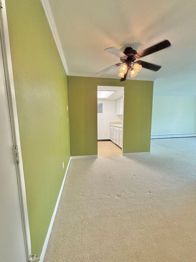Photo - 1150 Golden Cir Unit 1150 Golden Circle #501