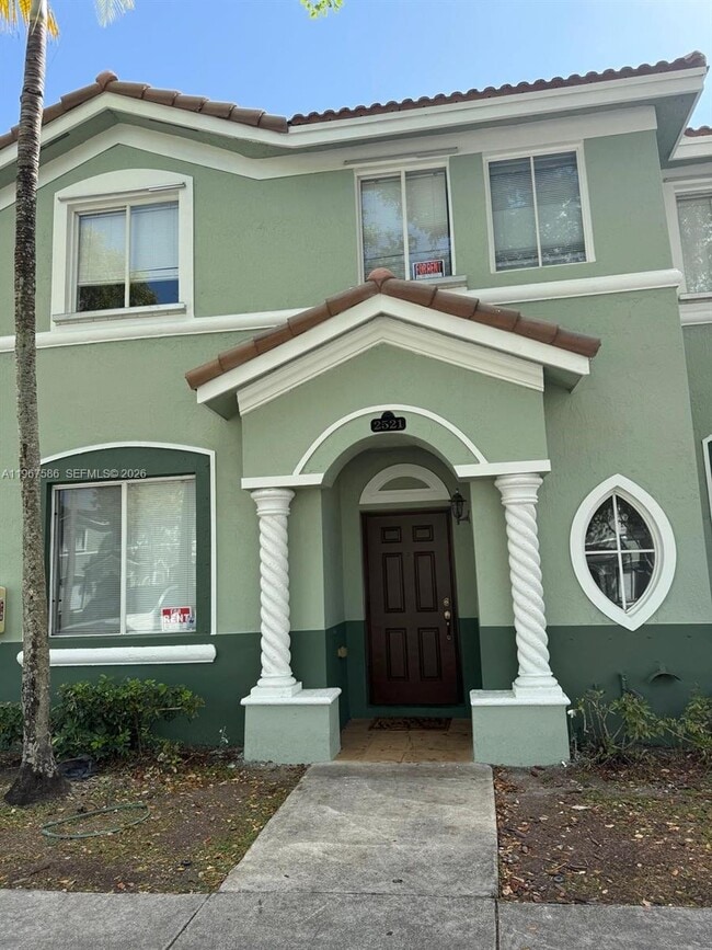 Building Photo - 2623 SE 14th Ave