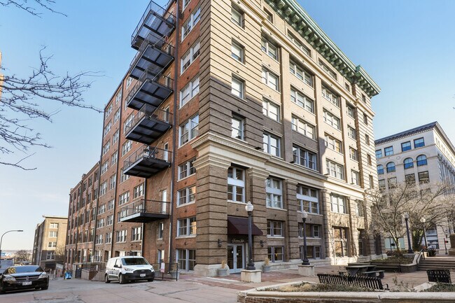 Photo - 408 W 8th St Condo Unit 502