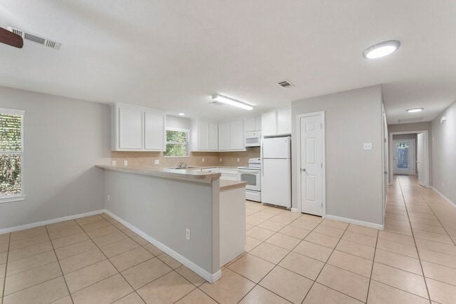 Photo - 622 Foster St