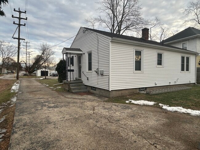 Photo - 938 Allen Rd