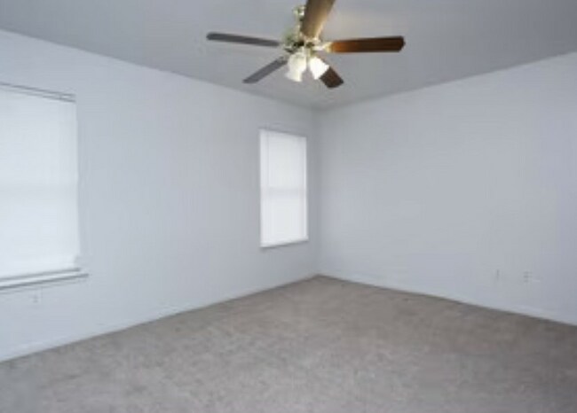 Bedroom 3.jpg