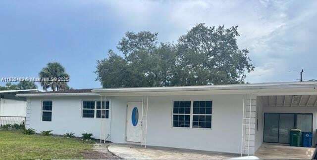 Building Photo - 3954 Coconut Cir N Rental