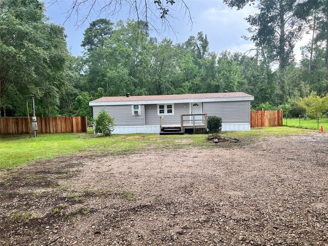 Building Photo - 30107 Campwood Dr Rental