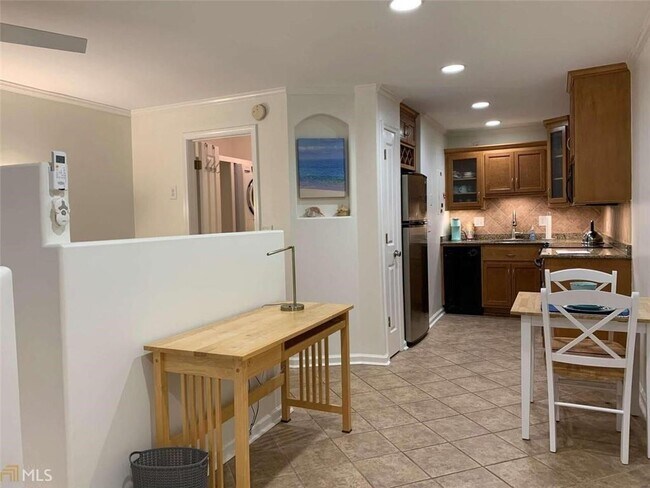 Photo - 655 E Campus Rd Unit 33