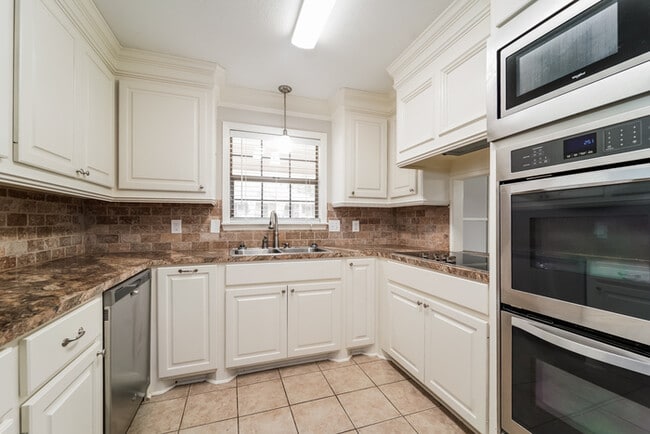 Photo - 7 Sandway Dr