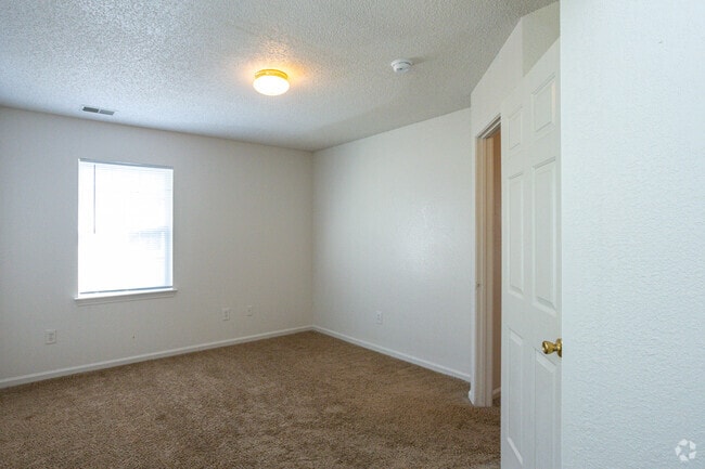 2BR, 2BA