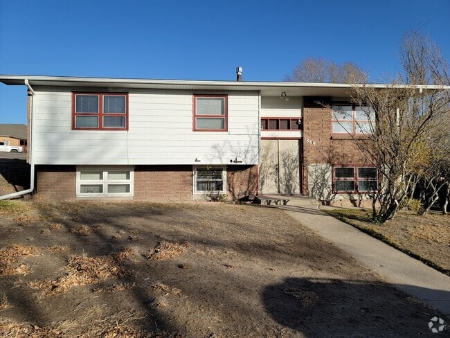 Building Photo - 1889 Cherry Ct Unit #1 Rental