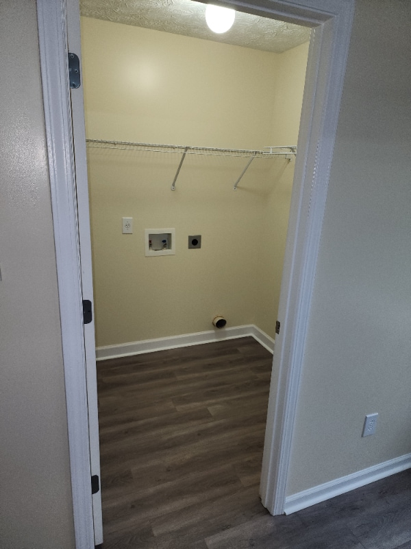 Photo - 205 Tributary Ct