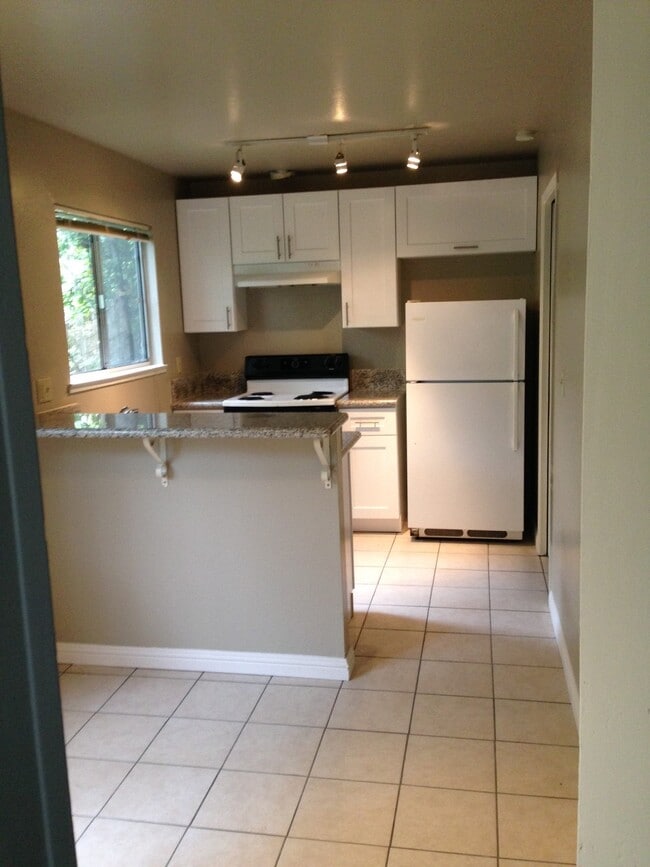 Photo - 318 Market St Townhome